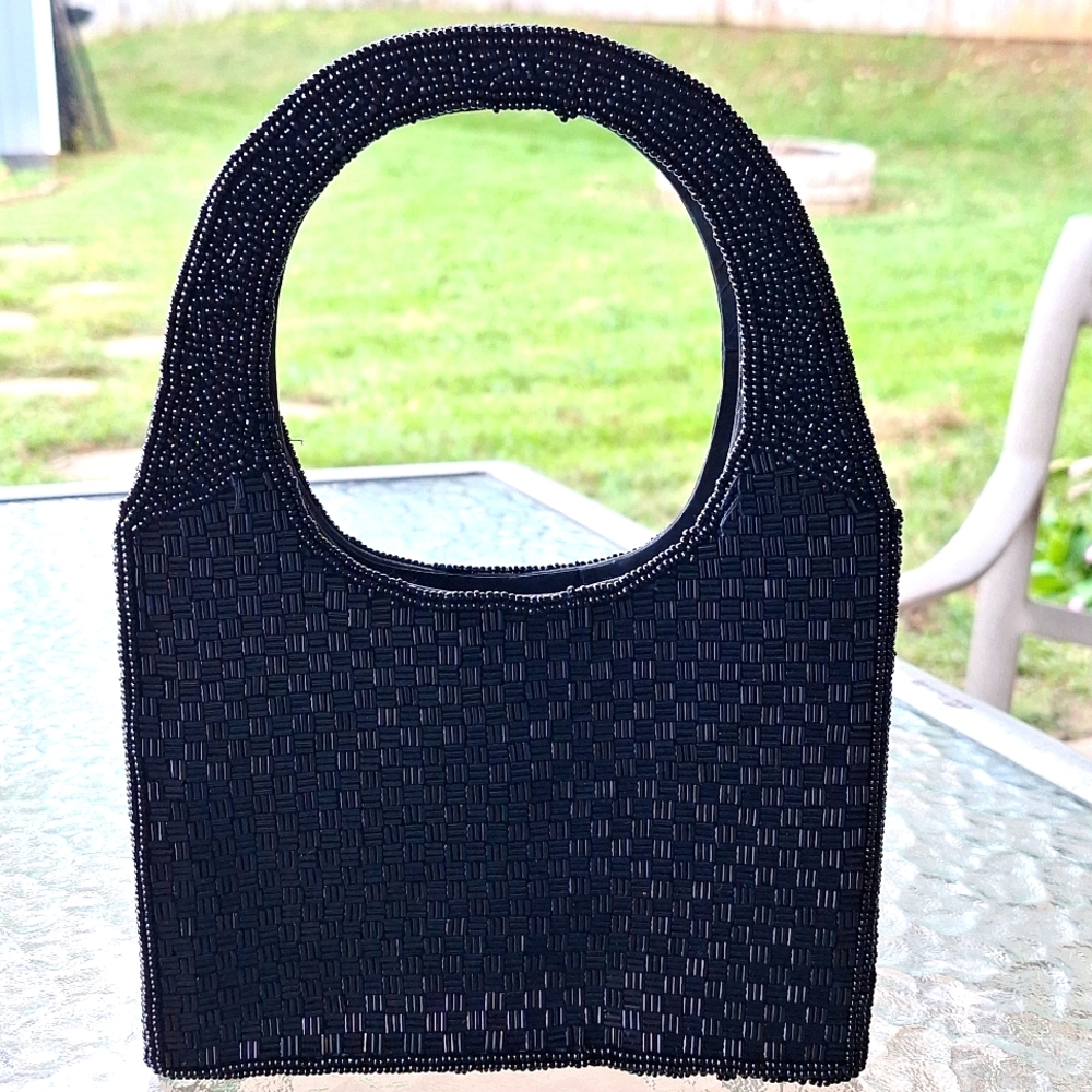Small Black Clutch Is So Cute!